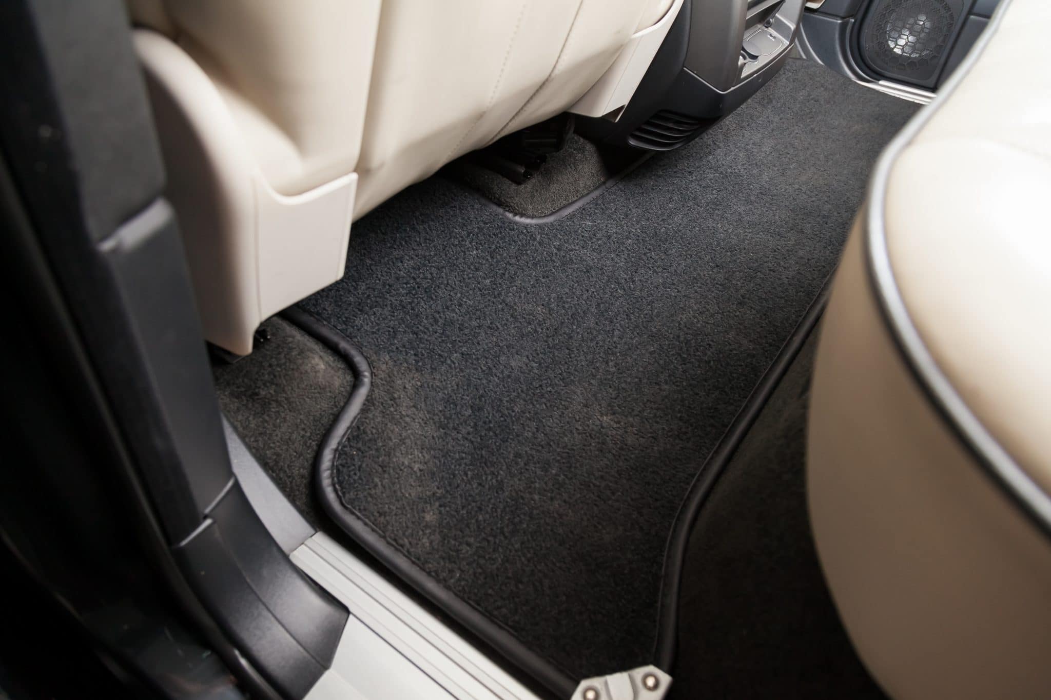 Pourquoi utiliser un tapis de voiture ?