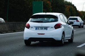 Comment savoir à qui appartient une plaque d'immatriculation ?