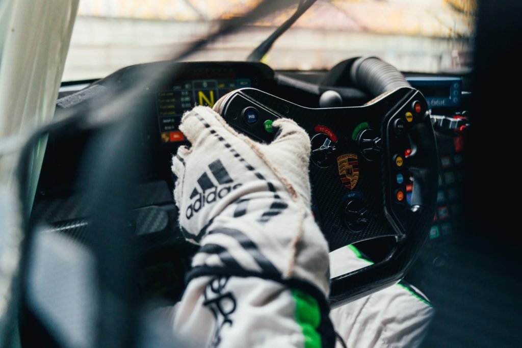 Qu’est-ce que le métier de pilote de course ?